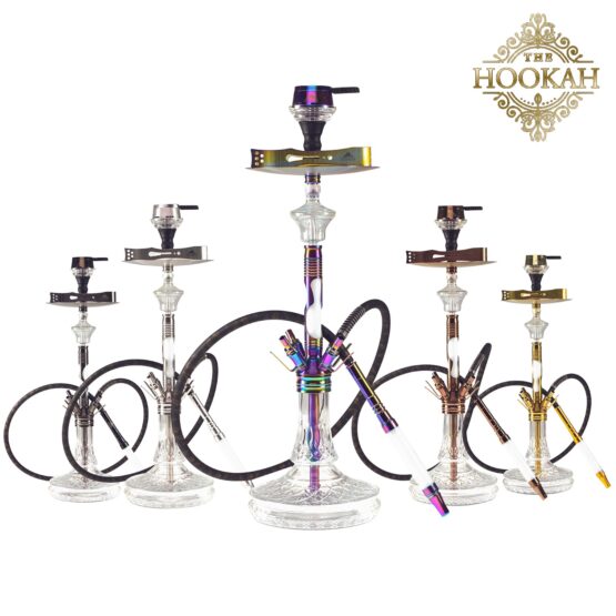 Eine lebendige Sammlung verschiedenfarbiger Shishas, die das HOOKAH DAYWALKER FULLY LED Design präsentieren.